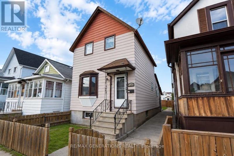 129 HERON Street, Thunder Bay (East End), Ontario, P7C2M2, Thunder Bay (East End), Ontario — photo 1 of 5