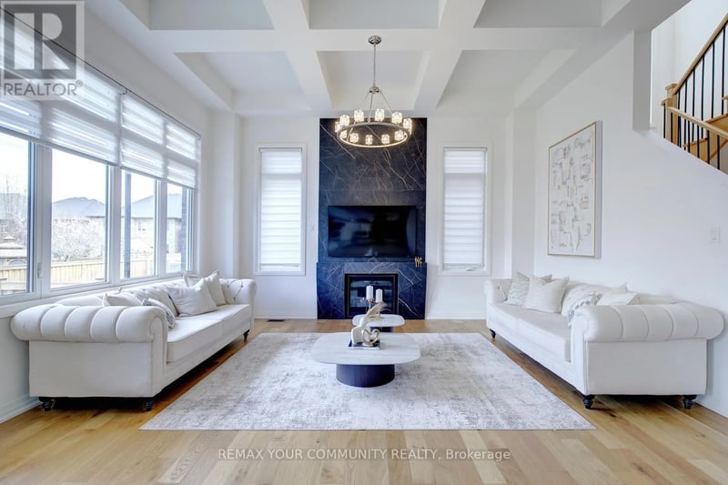 96 Bond Crescent, Richmond Hill (Oak Ridges), Ontario, L4E3K7, Richmond Hill (Oak Ridges), Ontario — photo 1 of 5