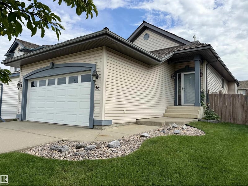 36 NEWCASTLE CLOSE, Sherwood Park, Alberta, T8A6E9, Sherwood Park, Alberta — photo 1 of 5