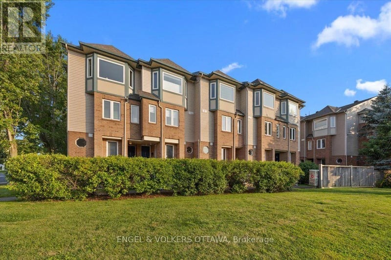 #9 2820 Baseline Road, Ottawa, Ontario, K2H1G9, Ottawa, Ontario — photo 1 of 5
