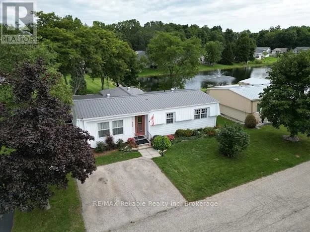 413 Shannon Boulevard, South Huron (Stephen), Ontario, N0M1T0, South Huron (Stephen), Ontario — photo 1 of 5