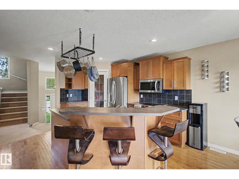 9935 155 ST NW, Edmonton, Alberta, T5P2L3, Edmonton, Alberta — photo 1 of 5
