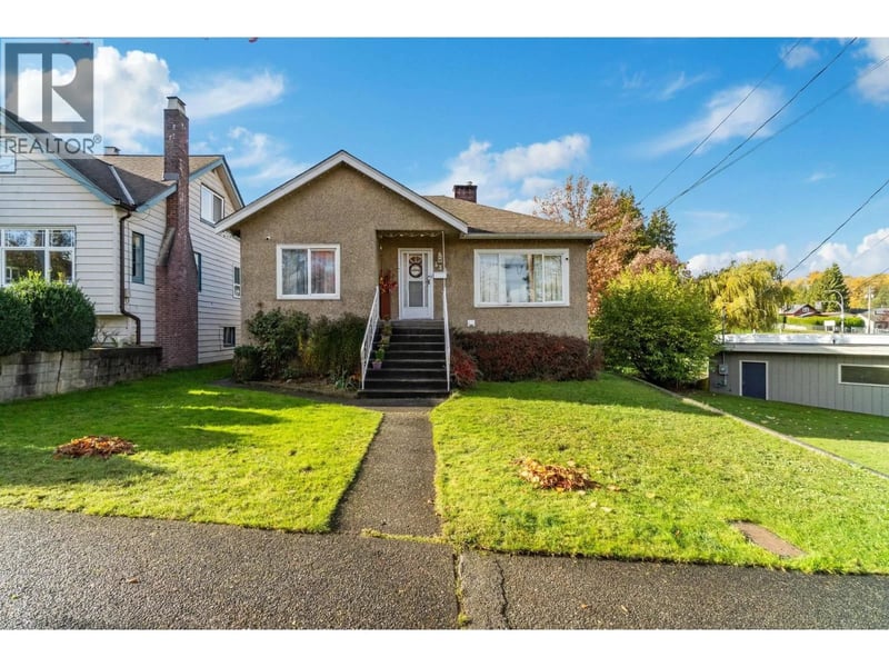 523 KELLY Street, New Westminster, British Columbia, V3L3V1, New Westminster, British Columbia — photo 1 of 5