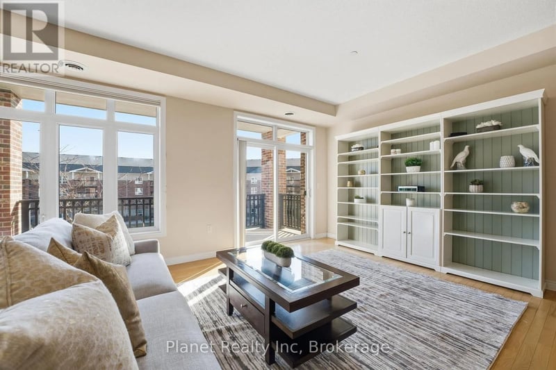 #301 65 Bayberry Drive, Guelph (Village By The Arboretum), Ontario, N1G5K8, Guelph (Village By The Arboretum), Ontario — photo 1 of 5