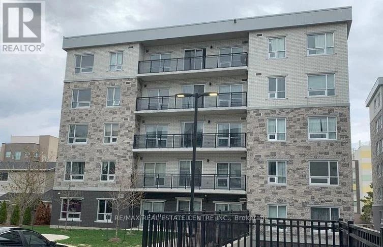 #B 104 275 Larch Street, Waterloo, Ontario, N2L3R2, Waterloo, Ontario — photo 1 of 4