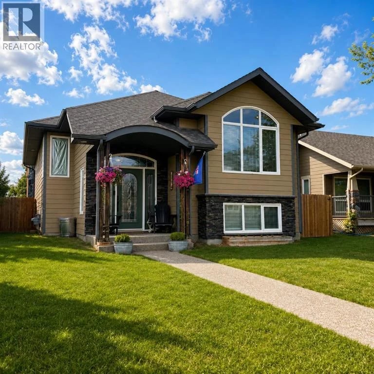 414 CENTENNIAL, Nobleford, Alberta, T0L1S0, Nobleford, Alberta — photo 1 of 5