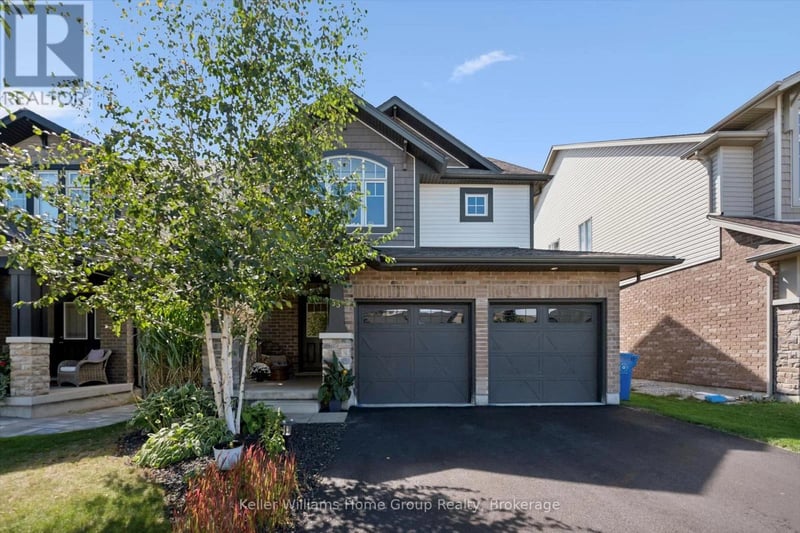 53 Aberdeen Street, Centre Wellington (Fergus), Ontario, N1M0C1, Centre Wellington (Fergus), Ontario — photo 1 of 5