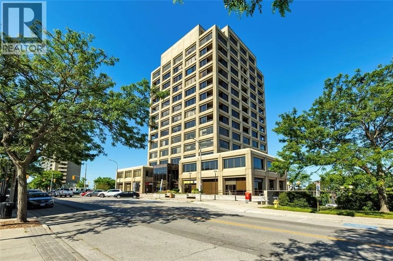 #1103 201 FRONT Street North, Sarnia, Ontario, N7T7T9, Sarnia, Ontario — photo 1 of 5