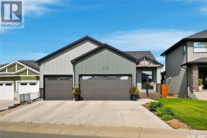 223 Hamm CRESCENT, Saskatoon, Saskatchewan, S7V0R9, Saskatoon, Saskatchewan — photo 1 of 5