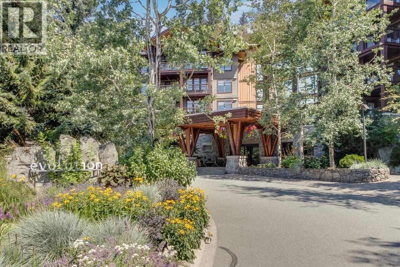 #314A 2020 LONDON Lane, Whistler, British Columbia, V0N1B2, Whistler, British Columbia — photo 1 of 5