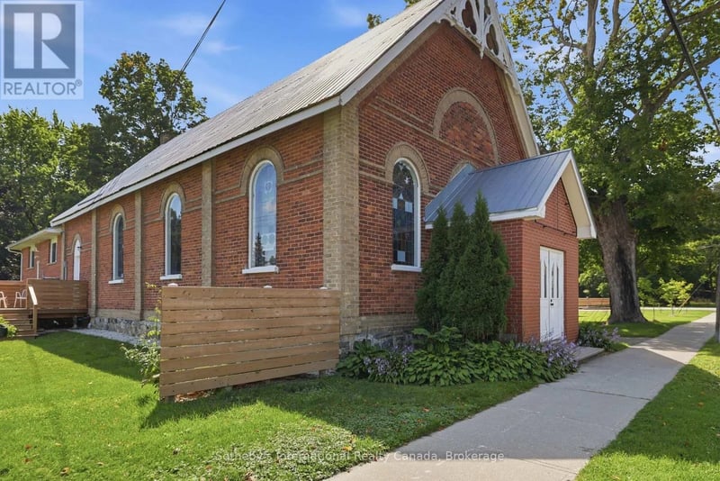 #C 22 MELVILLE Street, Clearview (Nottawa), Ontario, L0M1P0, Clearview (Nottawa), Ontario — photo 1 of 5