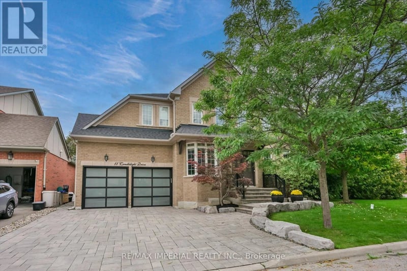 11 Candlelight Drive, Richmond Hill (Jefferson), Ontario, L4E5E4, Richmond Hill (Jefferson), Ontario — photo 1 of 5