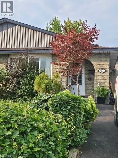 97 GUILDWOOD Drive, Hamilton, Ontario, L9C6S3, Hamilton, Ontario — photo 1 of 5