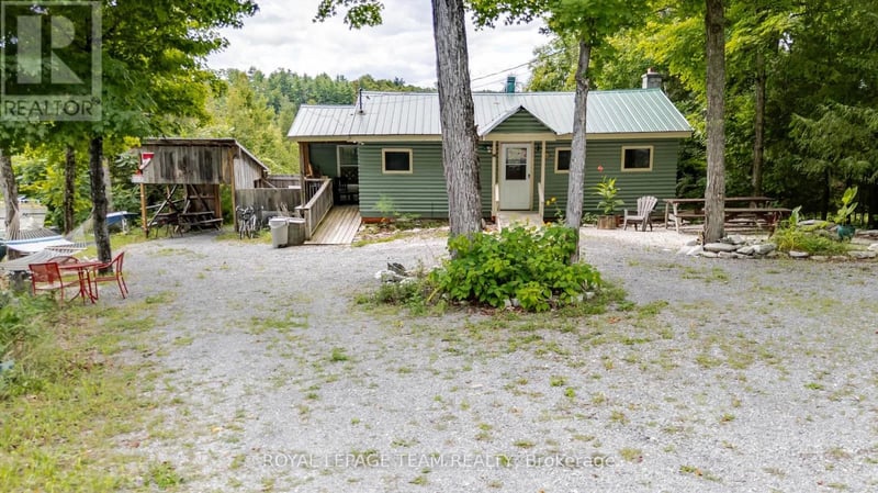 817 7th Corners, Lanark Highlands, Ontario, K0G1K0, Lanark Highlands, Ontario — photo 1 of 5