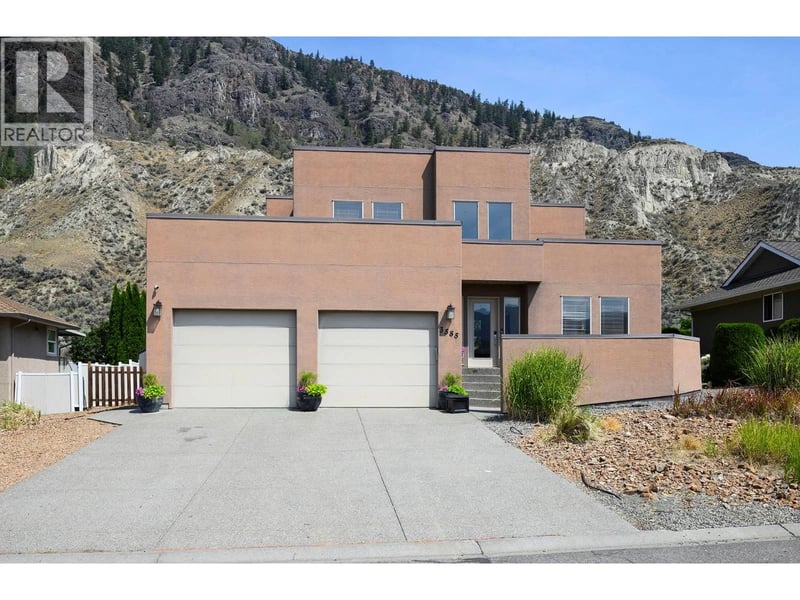 3585 Navatanee Drive, Kamloops, British Columbia, V2H1S1, Kamloops, British Columbia — photo 1 of 5