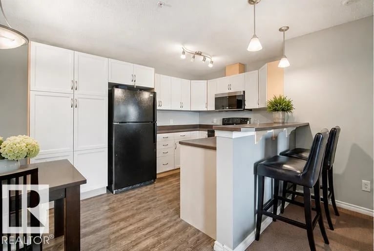 #340 2436 GUARDIAN RD NW, Edmonton, Alberta, T5T2P5, Edmonton, Alberta — photo 1 of 5