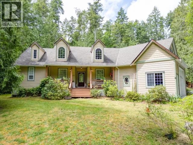 3067 SOUTHILL ROAD, Powell River, British Columbia, V8A0R4, Powell River, British Columbia — photo 1 of 5