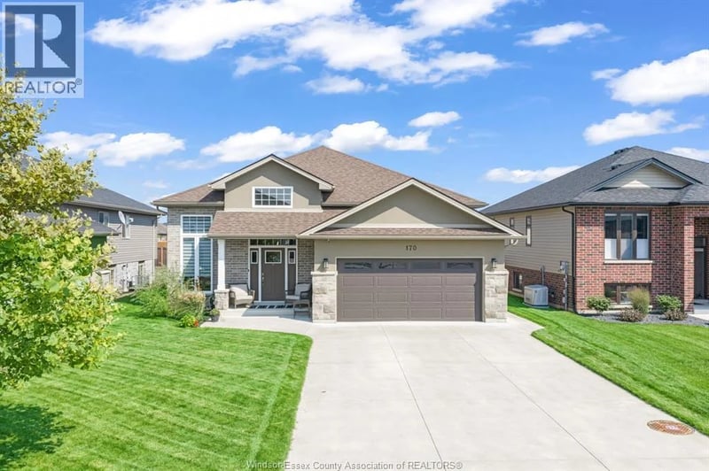 170 LAMBERT, Amherstburg, Ontario, N9V0G3, Amherstburg, Ontario — photo 1 of 5