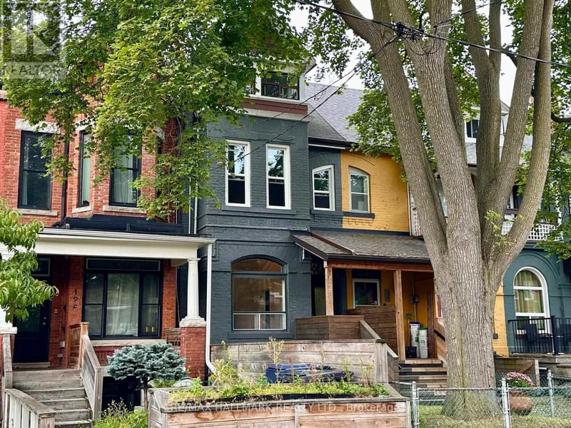 128 Brunswick Avenue, Toronto (University), Ontario, M5S2M2, Toronto (University), Ontario — photo 1 of 5