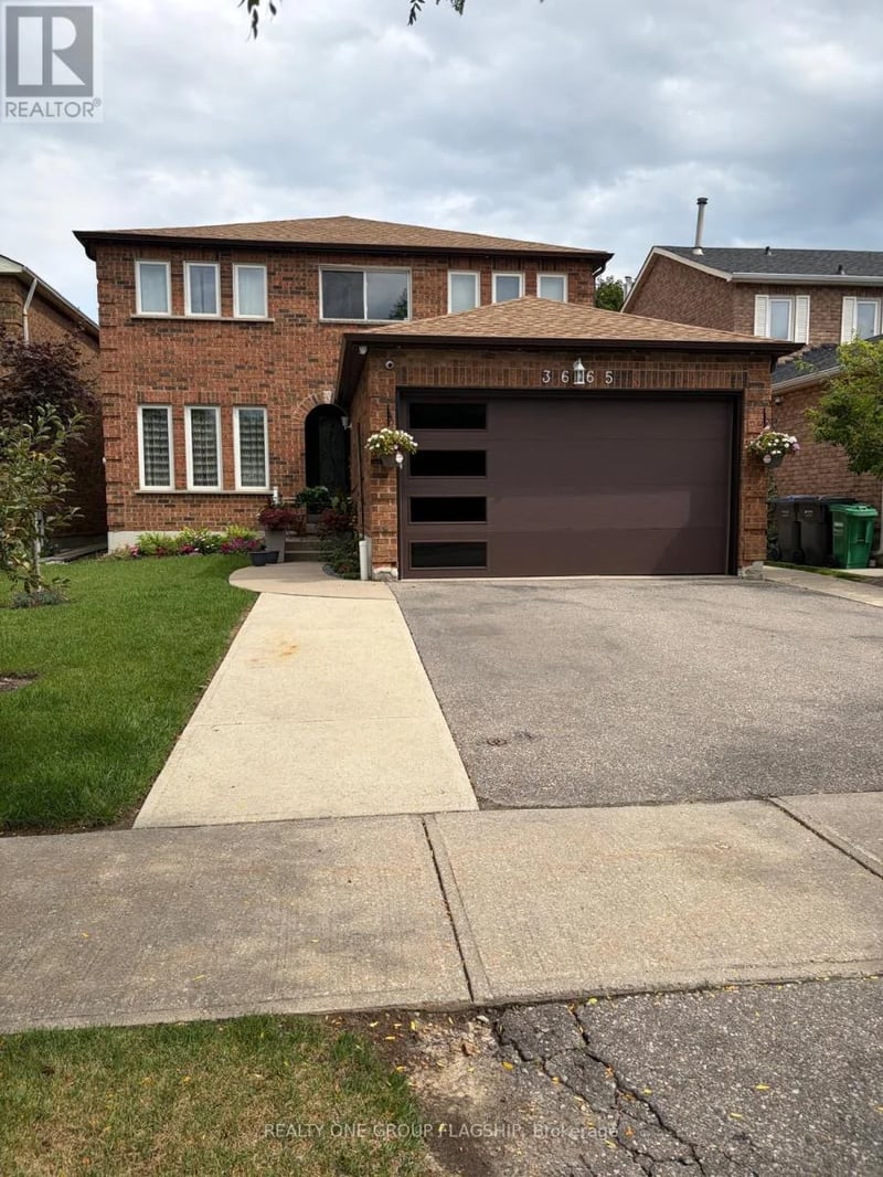 3665 Colonial lower Drive, Mississauga (Erin Mills), Ontario, L5L4P2, Mississauga (Erin Mills), Ontario — photo 1 of 5