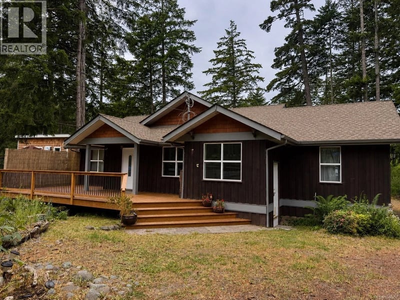 685 Rollo Road, Gabriola Island, British Columbia, V0R1X3, Gabriola Island, British Columbia — photo 1 of 5
