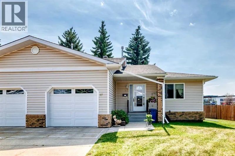 2821 Botterill Crescent, Red Deer, Alberta, T4R2E5, Red Deer, Alberta — photo 1 of 5