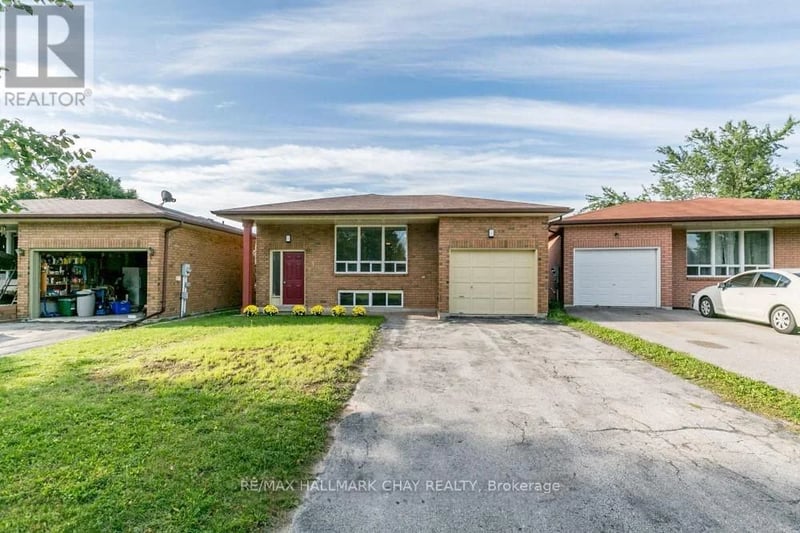 3 Buchanan Street, Barrie (Grove East), Ontario, L4M6B7, Barrie (Grove East), Ontario — photo 1 of 5
