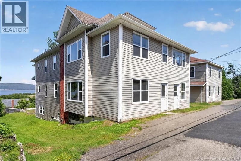 359-361 Victoria Street, Dalhousie, New Brunswick, E8C2T8, Dalhousie, New Brunswick — photo 1 of 5