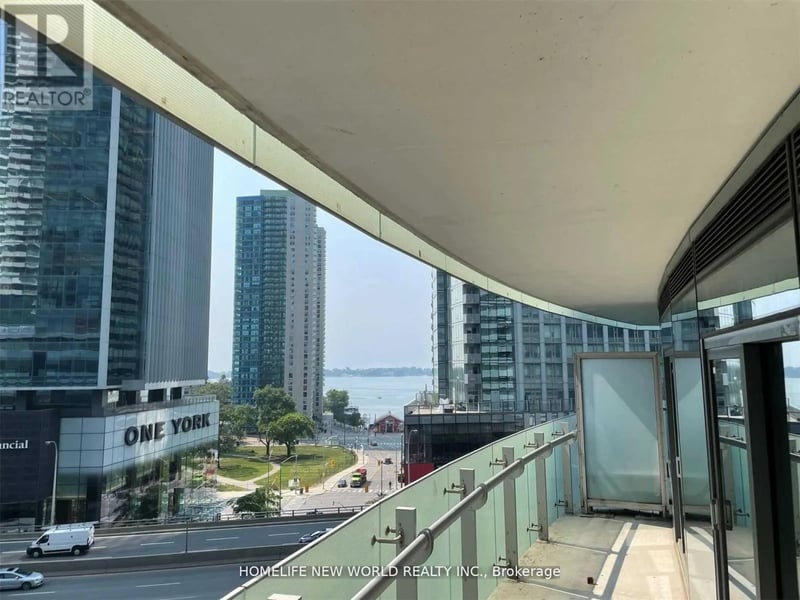 #601 14 York Street, Toronto (Waterfront Communities), Ontario, M5J1R2, Toronto (Waterfront Communities), Ontario — photo 1 of 5