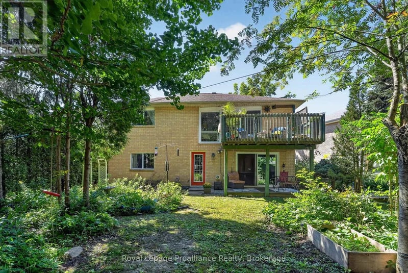 1080 Tillison Avenue, Cobourg, Ontario, K9A5N4, Cobourg, Ontario — photo 1 of 5