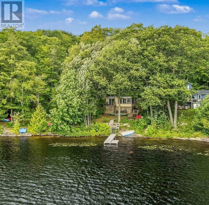 1063 Dickie Lake Road, Lake of Bays (Mclean), Ontario, P0B1A0, Lake of Bays (Mclean), Ontario — photo 1 of 5