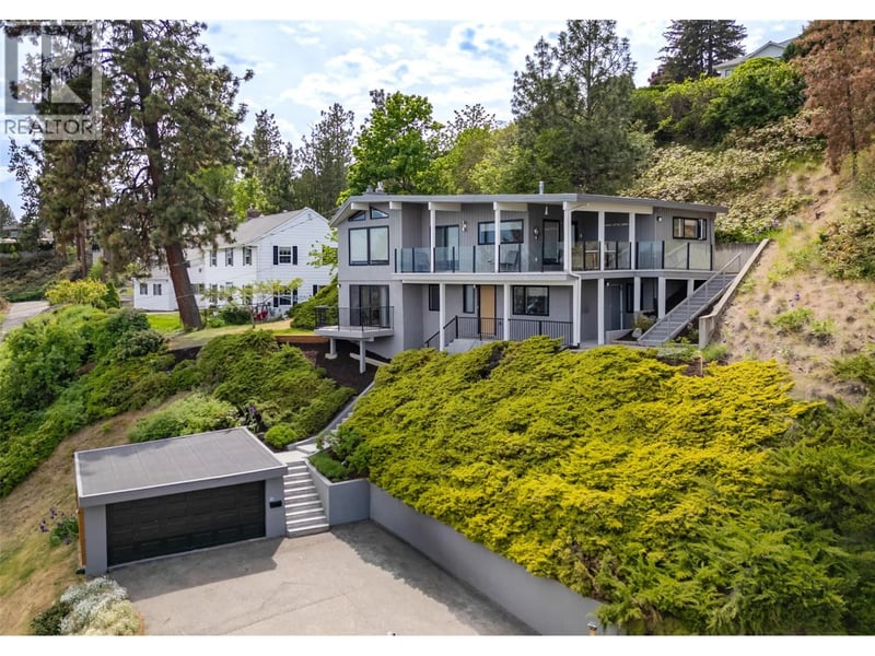 2674 Lakeview Road, West Kelowna, British Columbia, V1Z1Y7, West Kelowna, British Columbia — photo 1 of 5