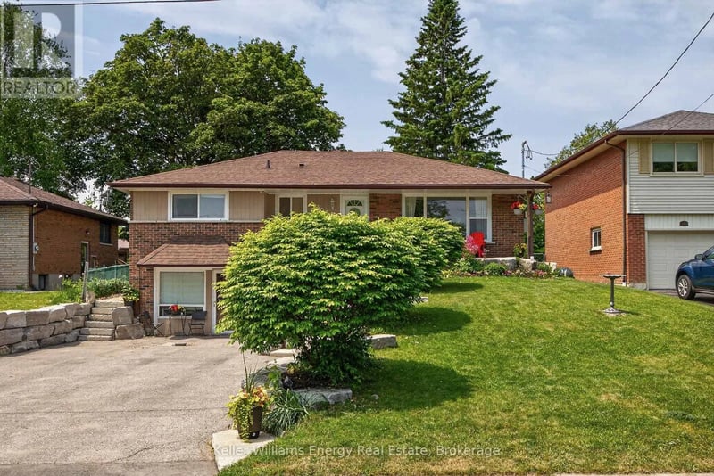 405 Bernhard Crescent, Oshawa (O'Neill), Ontario, L1G2B7, Oshawa (O'Neill), Ontario — photo 1 of 5