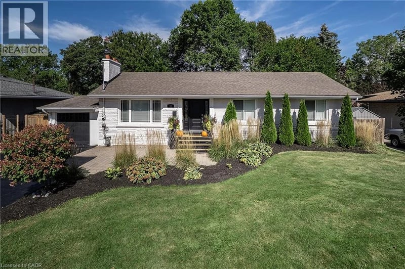 43 MILLER Drive, Ancaster, Ontario, L9G2H9, Ancaster, Ontario — photo 1 of 5
