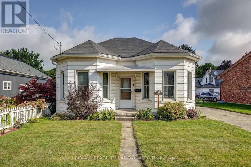 54 Barwick Street, St. Thomas, Ontario, N5P2A1, St. Thomas, Ontario — photo 1 of 5