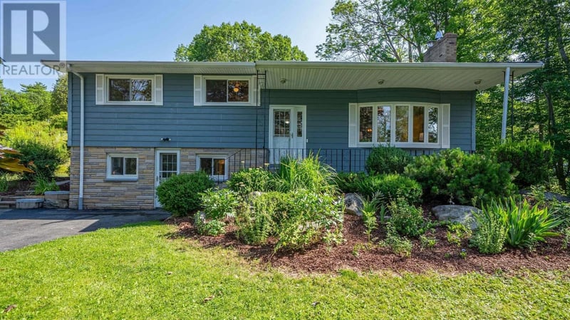 2132 Waverley Road, Waverley, Nova Scotia, B2R1Y9, Waverley, Nova Scotia — photo 1 of 5