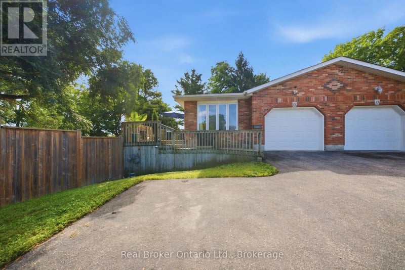 11 Dundas Street West, Brant (Paris), Ontario, N3L1E9, Brant (Paris), Ontario — photo 1 of 5