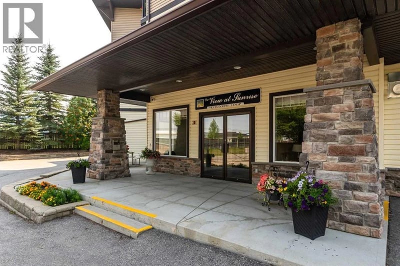 43 Sunrise Loop Southeast, High River, Alberta, T1V0A8, High River, Alberta — photo 1 of 5