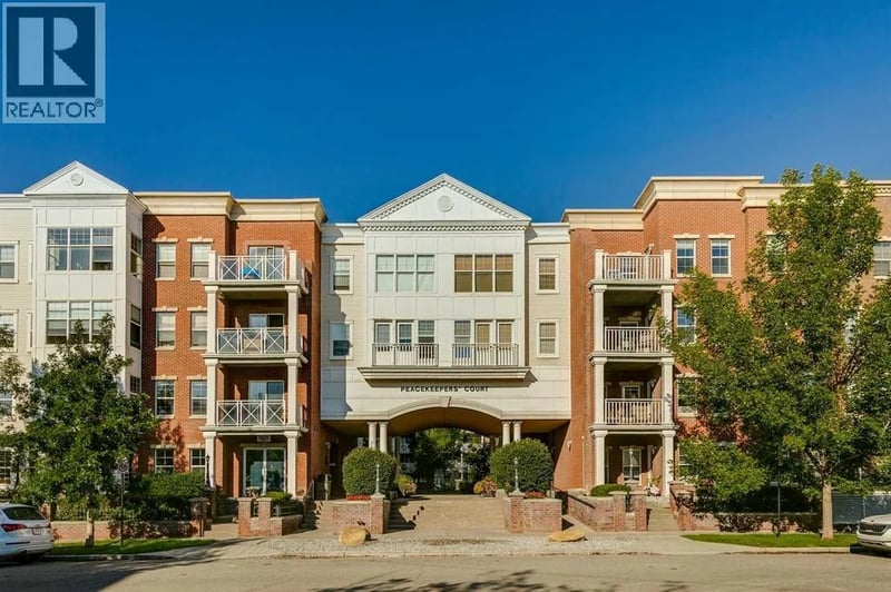 5605 Henwood Street Southwest, Calgary, Alberta, T3e7R2, Calgary, Alberta — photo 1 of 5