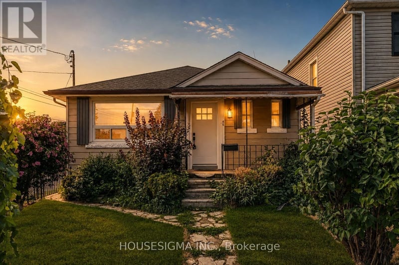 45 Albert Street, Welland (Welland Downtown), Ontario, L3B4L1, Welland (Welland Downtown), Ontario — photo 1 of 5