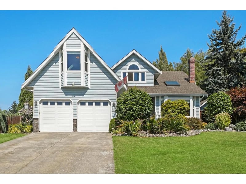 18261 54 Avenue, Surrey, British Columbia, V3S4N9, Surrey, British Columbia — photo 1 of 5