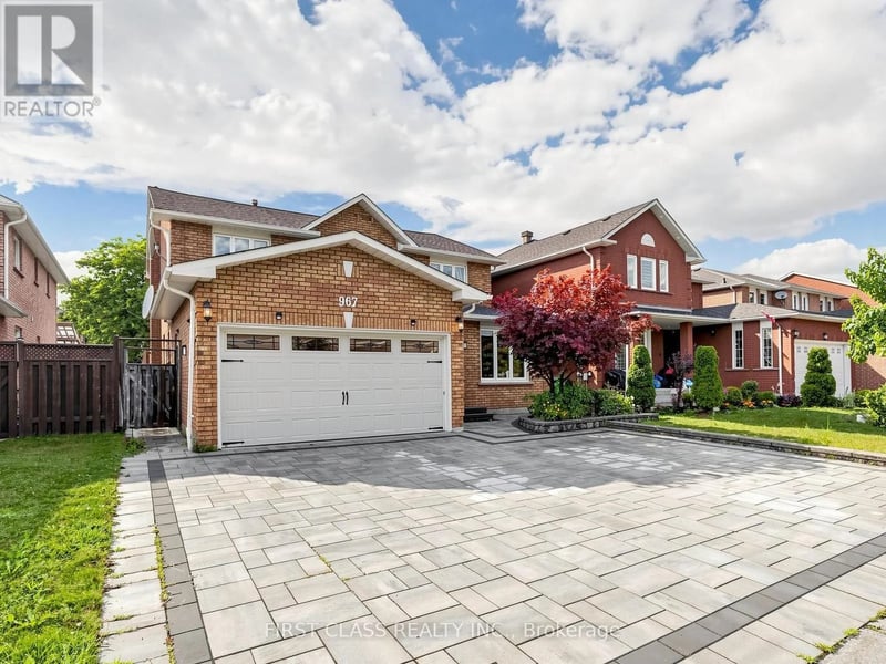 967 White Clover Way, Mississauga (East Credit), Ontario, L5V1E7, Mississauga (East Credit), Ontario — photo 1 of 5