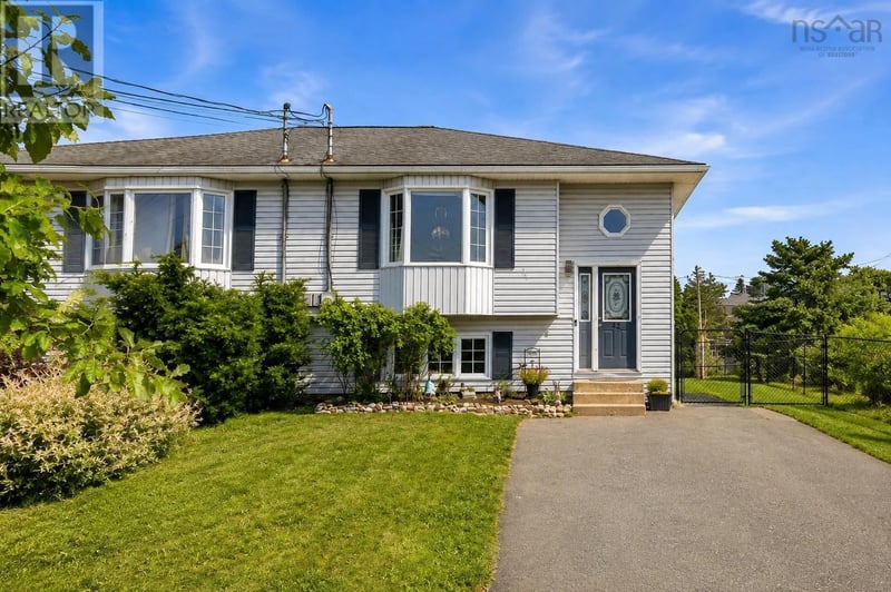 42 Kaleigh Drive, Eastern Passage, Nova Scotia, B3G1N3, Eastern Passage, Nova Scotia — photo 1 of 5