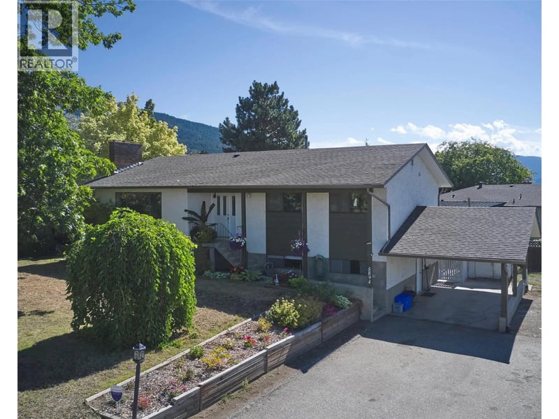 5894 Dedecker West Road, Vernon, British Columbia, V1B3P9, Vernon, British Columbia — photo 1 of 5