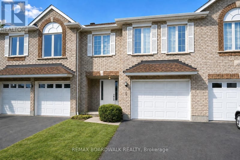 5 Maple Park Private, Ottawa, Ontario, K1T4A6, Ottawa, Ontario — photo 1 of 5