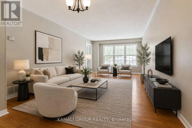 #MAIN 15 Walter Avenue, Newmarket (Bristol-London), Ontario, L3Y2T2, Newmarket (Bristol-London), Ontario — photo 1 of 5