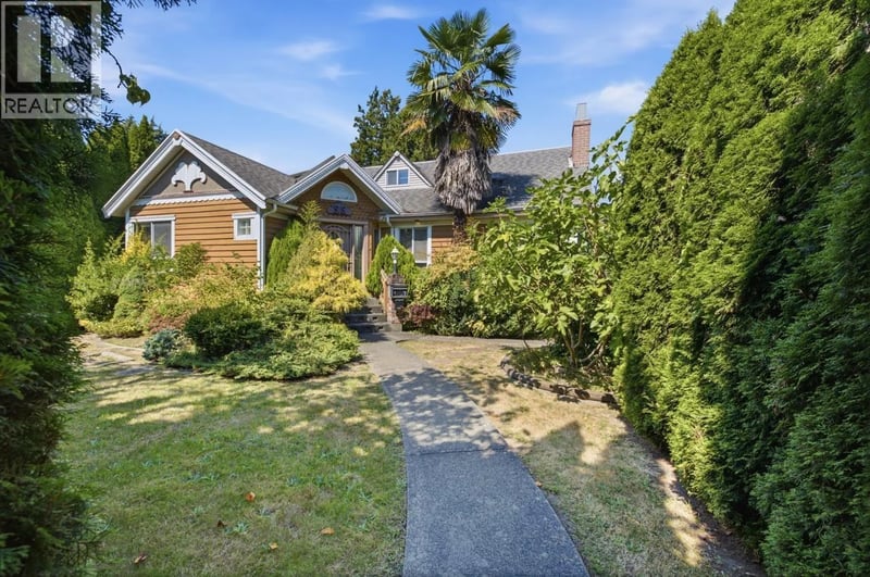 55 KING EDWARD Avenue, Vancouver, British Columbia, V5Y2H6, Vancouver, British Columbia — photo 1 of 5