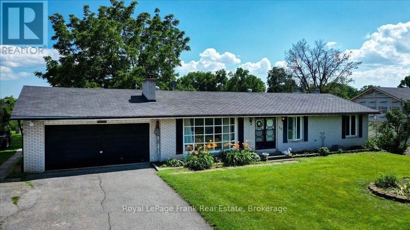 19 County Rd 2, Otonabee-South Monaghan, Ontario, K0L1B0, Otonabee-South Monaghan, Ontario — photo 1 of 5