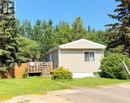 812 6 Avenue Southwest, Slave Lake, Alberta, T0G2A4, Slave Lake, Alberta — photo 1 of 5