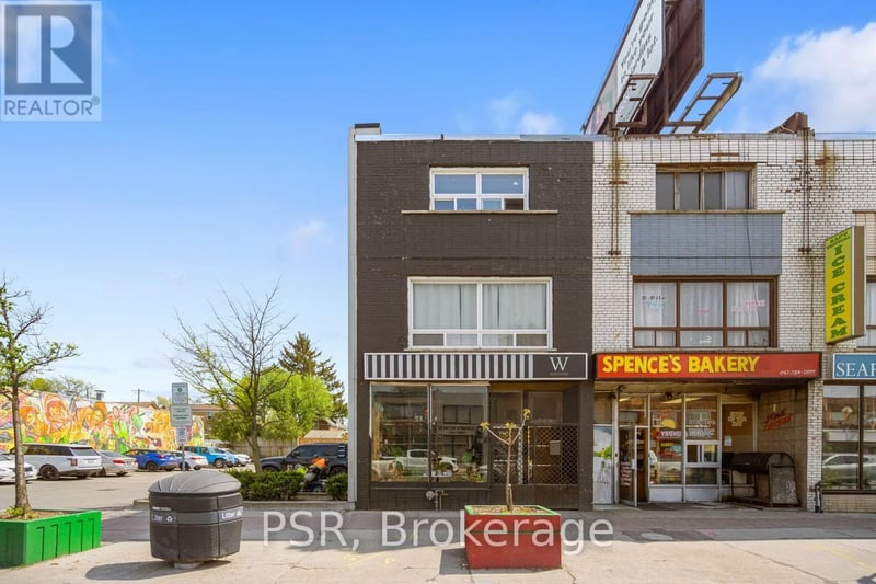 #A 1537 Eglinton Avenue West, Toronto (Oakwood Village), Ontario, M6E2G7, Toronto (Oakwood Village), Ontario